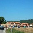 Domy we Włoszech Domy we Włoszech Każdy kraj, a w kraju każdy region, ma swoje specyficzne budownictwo. Najczęściej, nie jest to podyktowanie jakimś widzimisię, ale jest związane z warunkami klimatycznymi panującymi w tym...