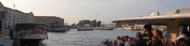 Włoskie miasta i miasteczka Miasta włoskie, a zwłaszcza małe miasteczka, czy poszczególne miejsca, zupełnie nas urzekły. Jadąc do Toscanii mieliśmy przed oczami obrazy z filmu „Pod słońcem Toscanii”. I muszę...