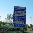 miecz i słoneczniki w San Galgano na Montesiepi San Galgano Do San Galgano pojechaliśmy akurat w niedzielę, aby wziąć udział we włoskiej mszy. Kościółek znajdował się na górze, nie był bardzo duży, ale miał ciekawą budowę. Kiedy weszliśmy...