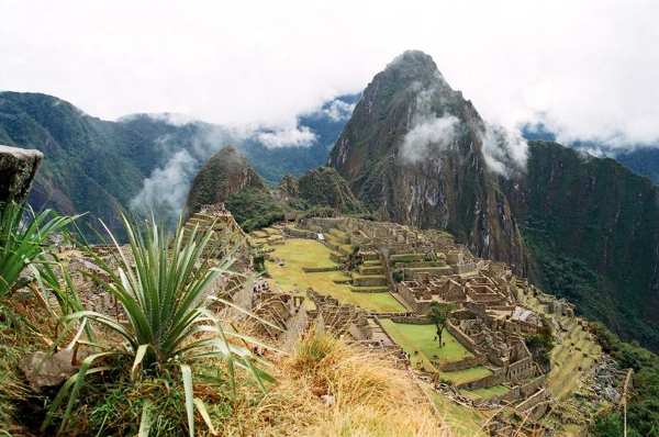 peru-logostour peru-logostour