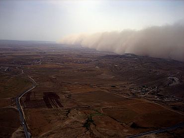 Samum (z arab. samma = ‘truć’), chamsin, hamsin